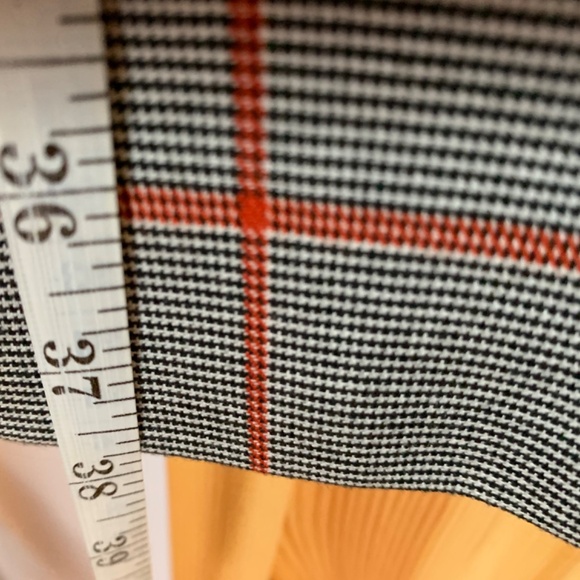 Blazer - Picture 2 of 5